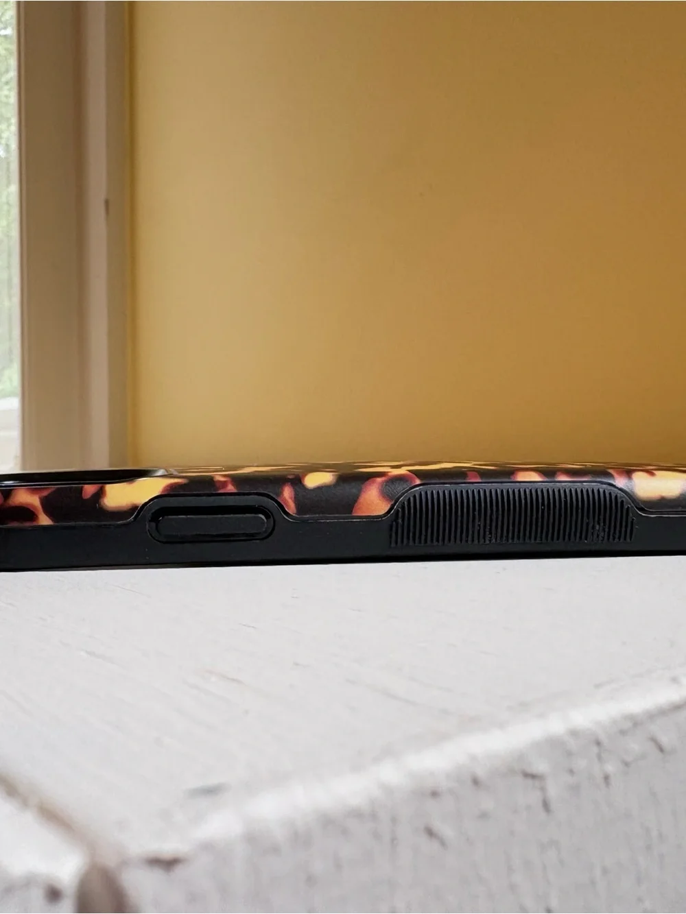 Casely Tortoiseshell Phone Case - Like New